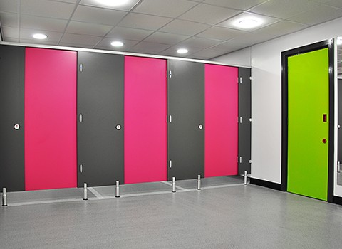 Shower cubicles for gym members