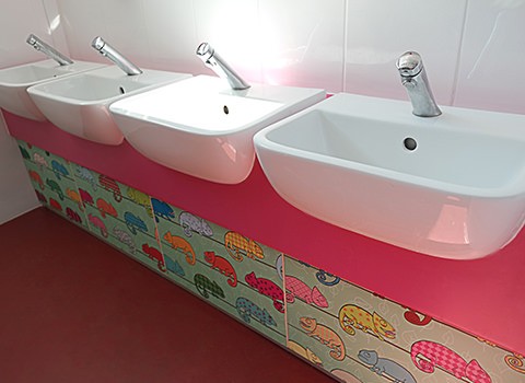 Junior school vanity unit