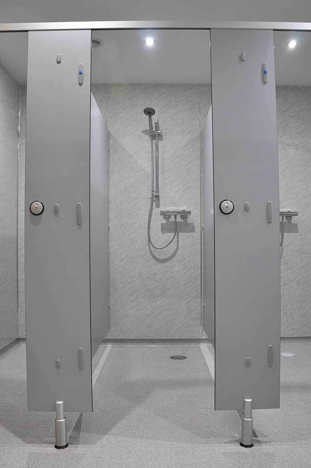 Women's Shower Room
